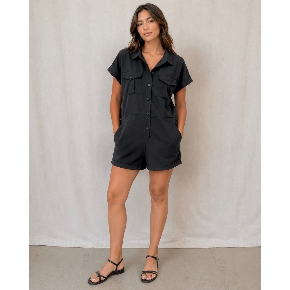 Banana Republic Black Short Sleeve Utility Romper Oversized Size 2 Minimalist